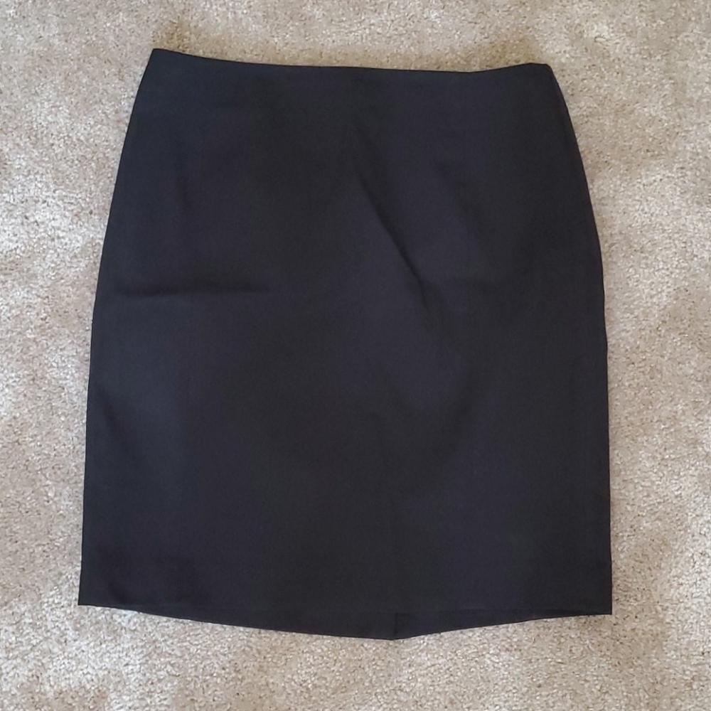 Suit skirt